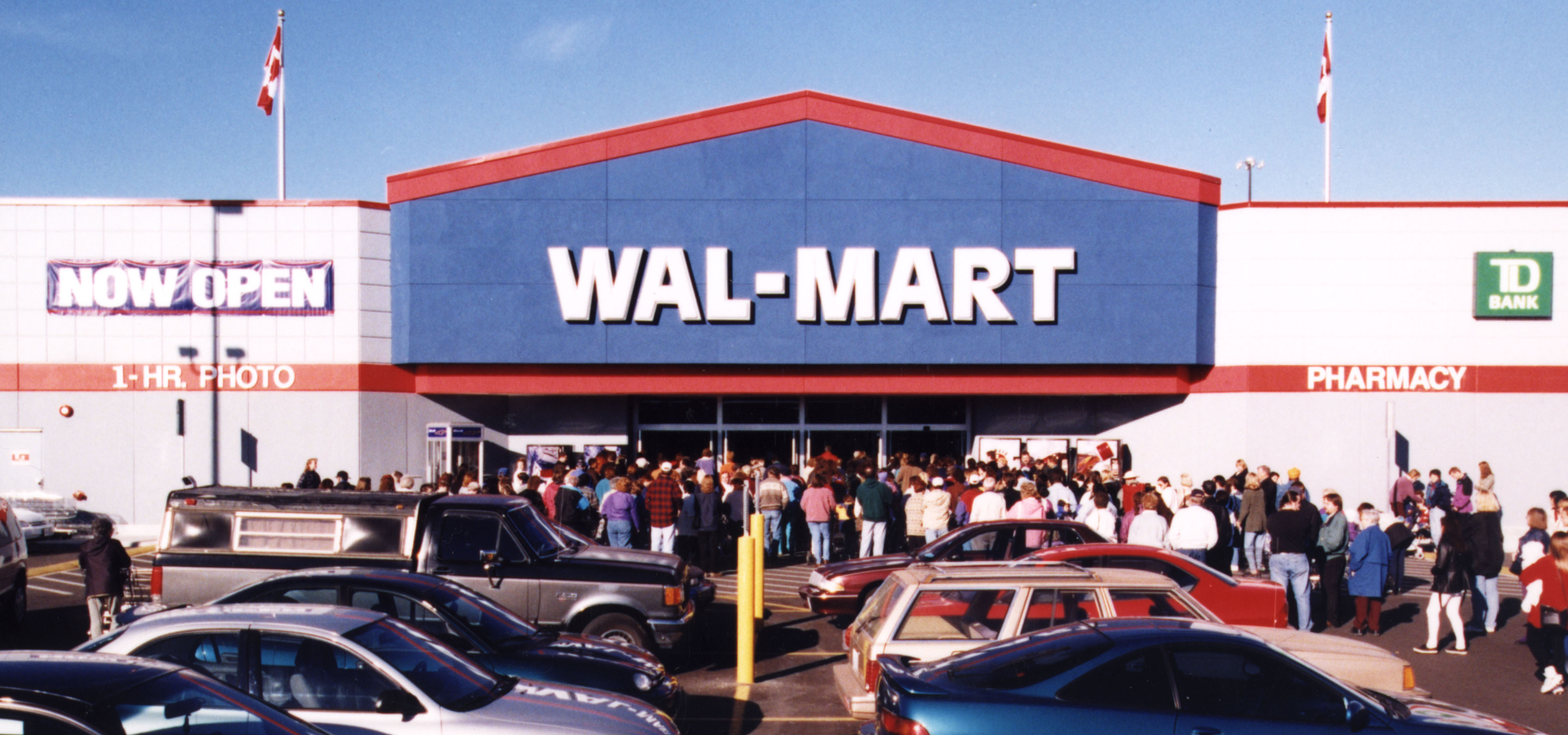 Vintage Wal-mart supercenter strore front in Canada